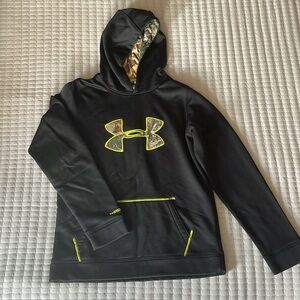 Large black and camo Under Armour sweatshirt.